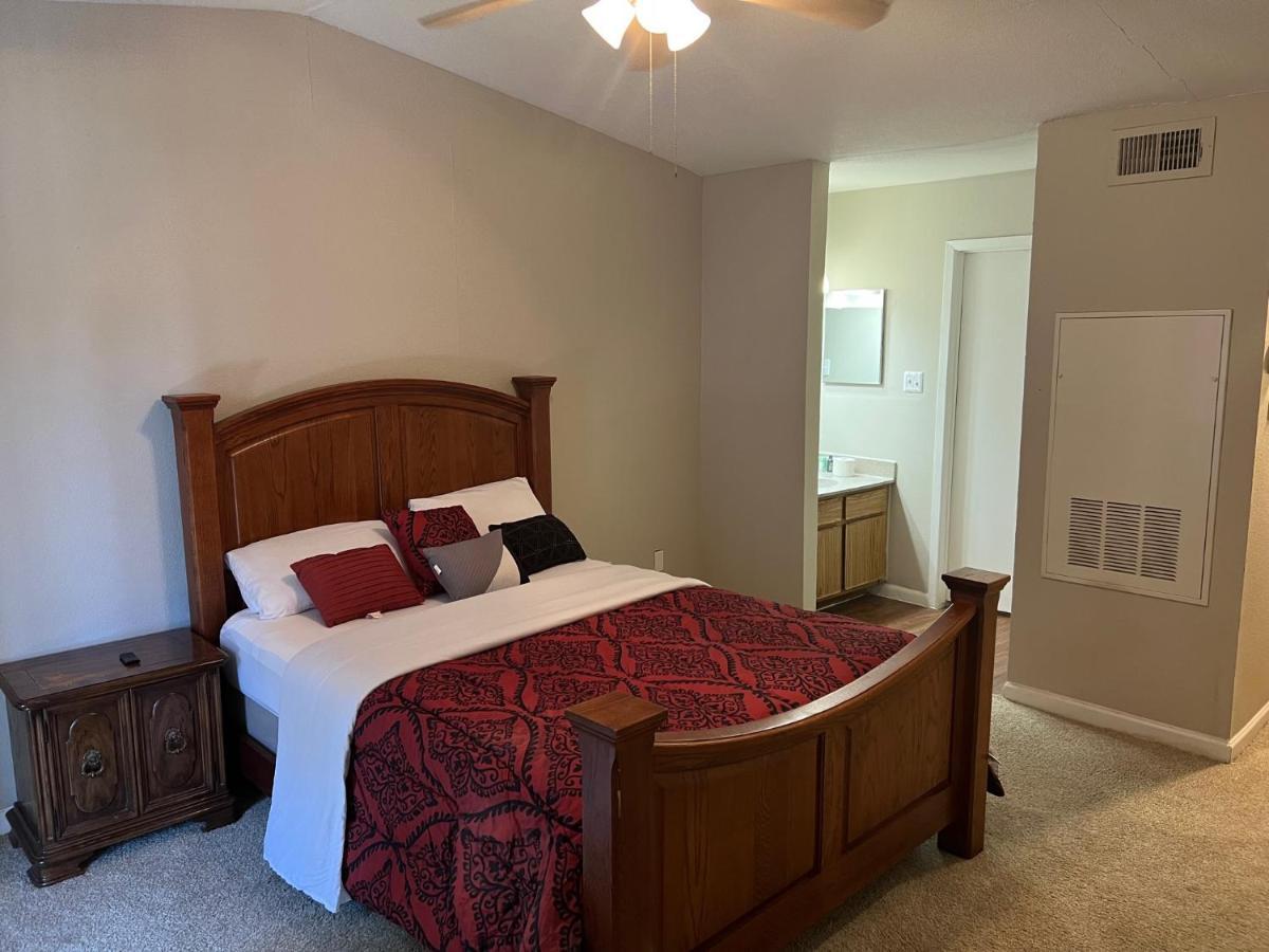Lovely 1-Bedroom Townhome With Nice Amenities Houston Extérieur photo