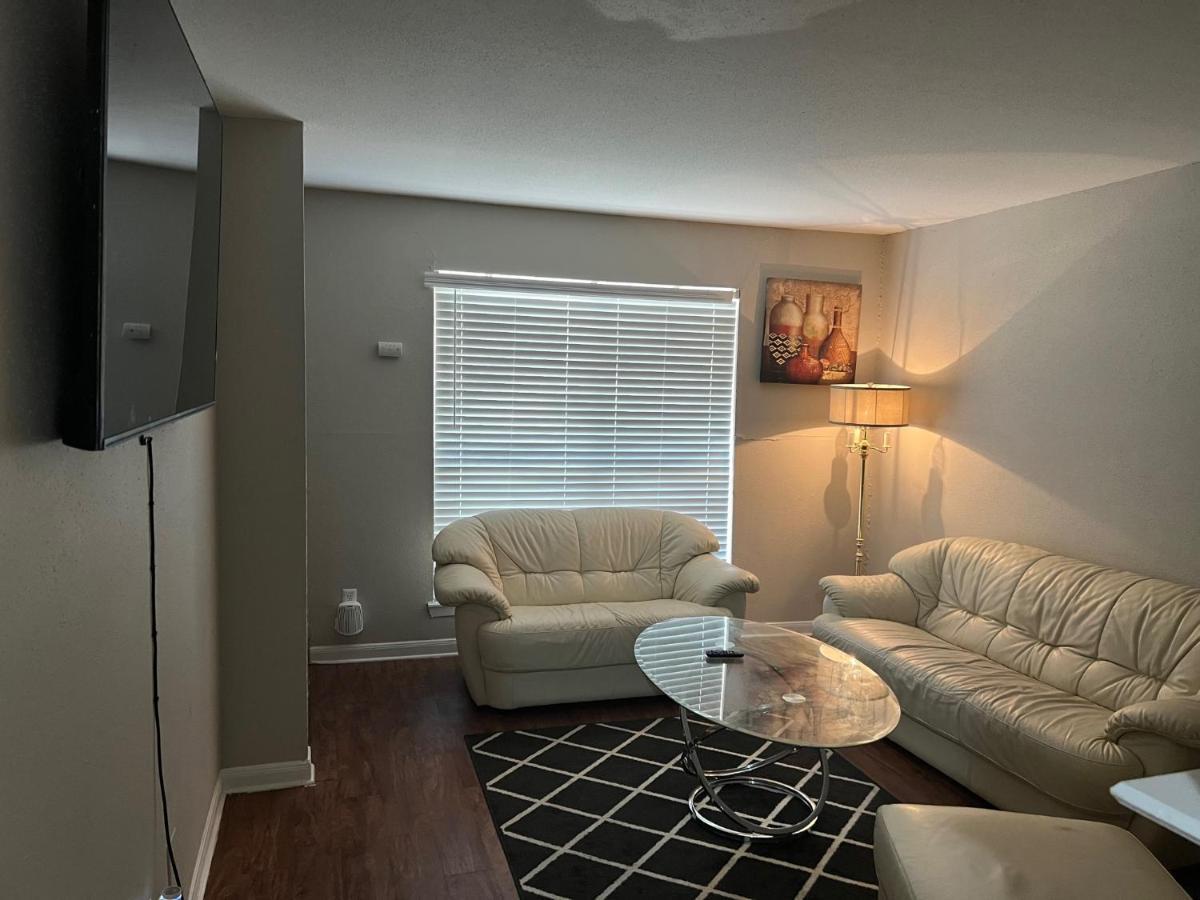 Lovely 1-Bedroom Townhome With Nice Amenities Houston Extérieur photo